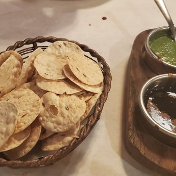 Chef's Table - Mini-Papadum Crackers and Chutneys - Indian Near Me - Edison, New Jersey