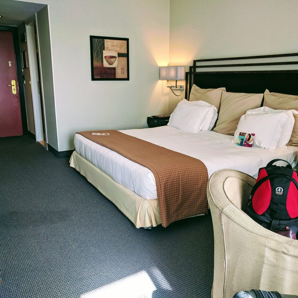 Crowne Plaza Rome - St. Peter's - King room 582 (large stains on the floor) - Hotels Near Me - Rome, RM Crowne Plaza Rome - St. Peter's - King room 582 (large stains on the floor) - Hotels Near Me - Rome, RM