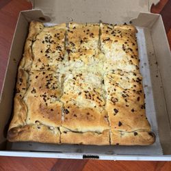 Cali's Don Tomaso Peatza - Double Crust White with Steak and Fried Onions