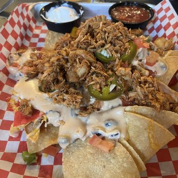 Dog and Duck - Nachos. Chicken was awesome. - Pubs Near Me - Charleston, South Carolina Dog and Duck - Nachos. Chicken was awesome. - Pubs Near Me - Charleston, South Carolina