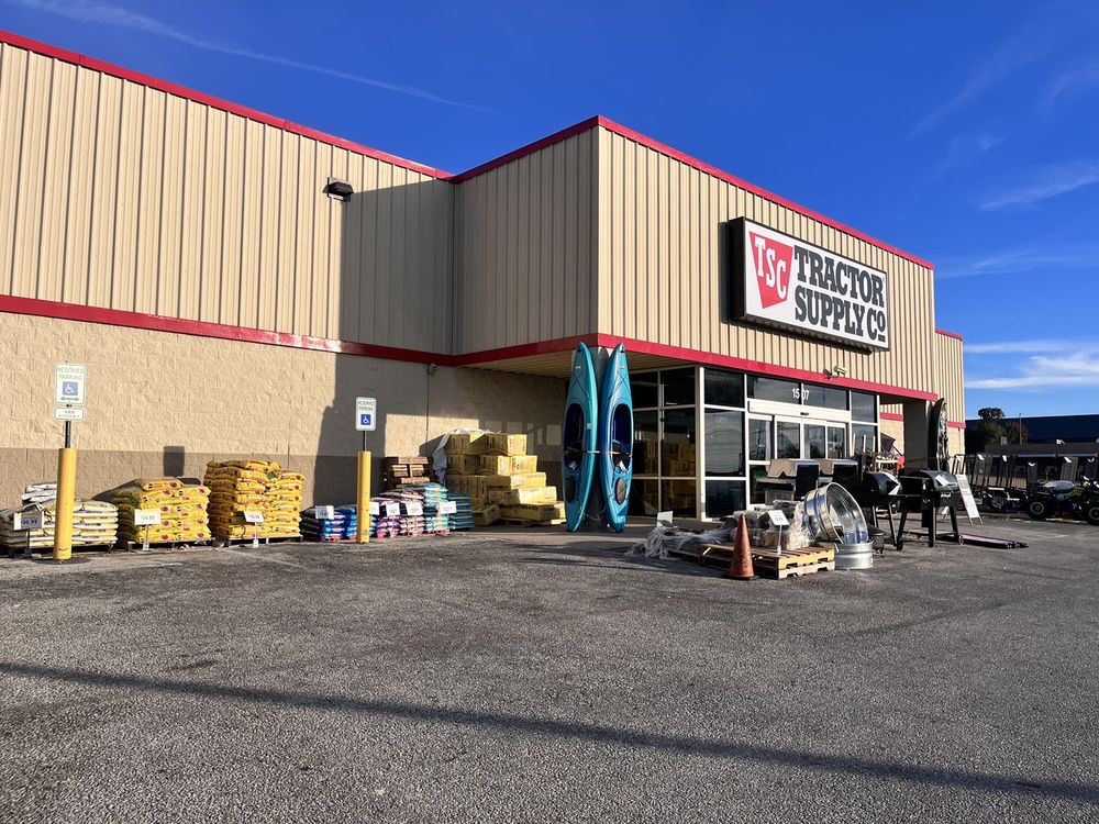 Tractor Supply Marble Falls