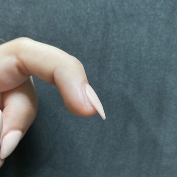 Heaven Nail & Spa - Wrong sized nail - Nail Salons Near Me - Ann Arbor, Michigan