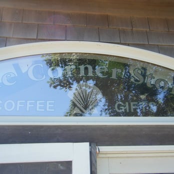 Cuttyhunk Corner Store - Gift Shops Near Me - Cuttyhunk, Massachusetts