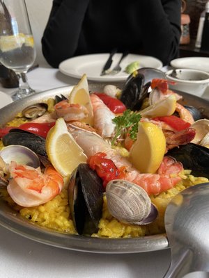 La Paella by null