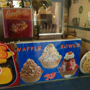 Polar Bear - Ice Cream & Frozen Yogurt Near Me - North Riverside, Illinois