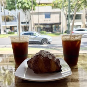 Shoreline Cafe - Almond croissant and espresso tonics. - Cafes Near Me - Honolulu, Hawaii