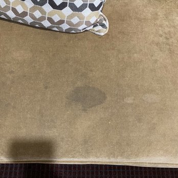 Days Inn by Wyndham Bend - Gross couch stains... - Hotels Near Me - Bend, Oregon