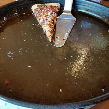 Pizza Hut - Last slice of a veggie lover's pizza. We were too hungry to remember to take a picture before we started! - Pizza Near Me - Parry Sound, Ontario Pizza Hut - Last slice of a veggie lover's pizza. We were too hungry to remember to take a picture before we started! - Pizza Near Me - Parry Sound, Ontario