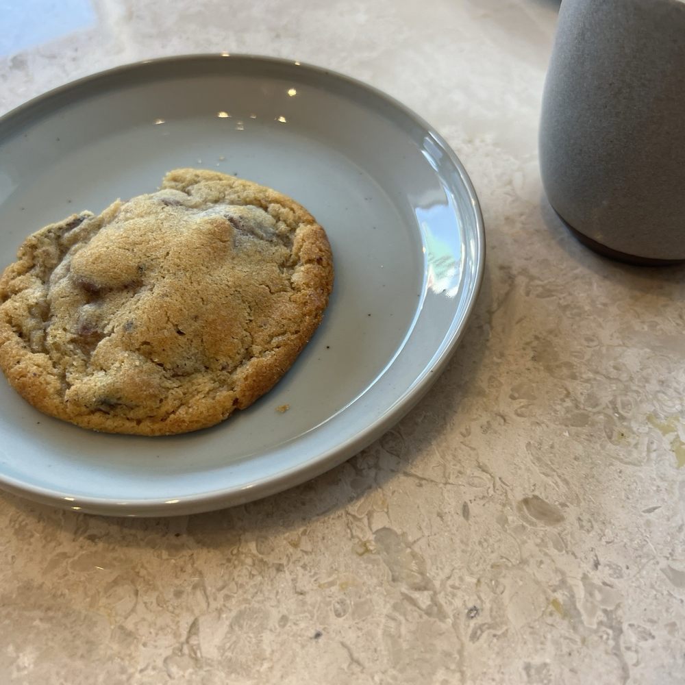 Kanoo Coffee - Choco chip cookie - Coffee & Tea Near Me - Guelph, Ontario Kanoo Coffee - Choco chip cookie - Coffee & Tea Near Me - Guelph, Ontario