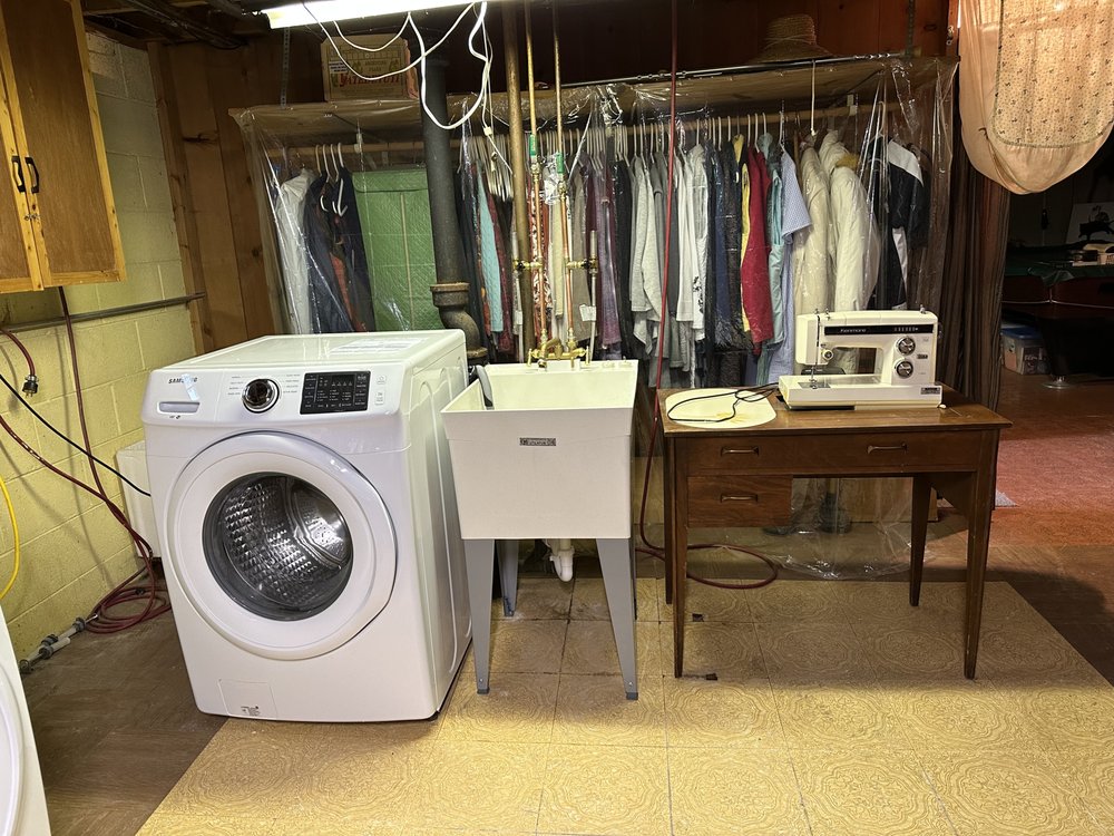 Slide of The Otter Plumber