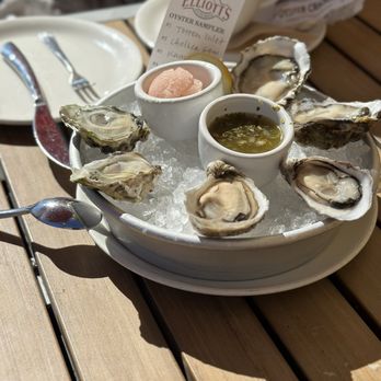 Elliott's Oyster House - Seafood Near Me - Seattle, Washington Elliott's Oyster House - Seafood Near Me - Seattle, Washington