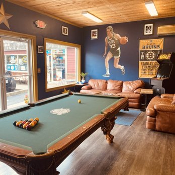 Broadway Barber Lounge - Barbers Near Me Broadway Barber Lounge - Barbers Near Me
