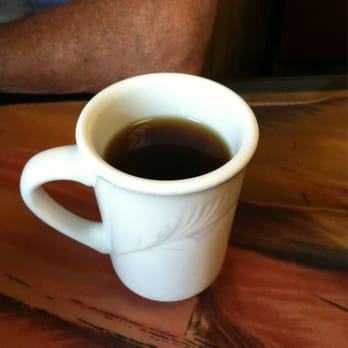Flo's Diner - Diners Near Me - Canastota, New York