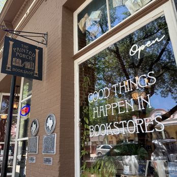 The Painted Porch Bookshop - Bookstores Near Me - Bastrop, Texas
