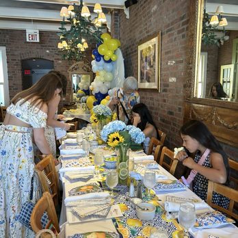 Tre Scalini Restaurant - Italian Near Me - New Haven, Connecticut