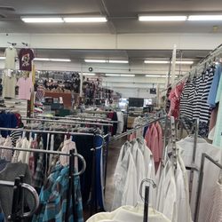 Seattle Indoor Swap Meet - Inside