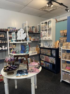 Made In The Mitten by null