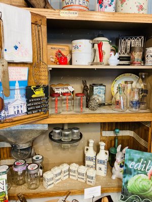 Creative Corner Books by null