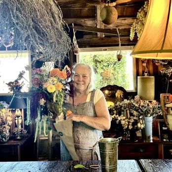 Park Winters Flower Farm - Sharon was sweet & professional - Pick Your Own Farms Near Me - Winters, California