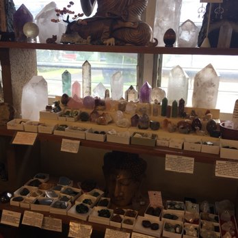 Crystals & Gems Gallery - Jewelry Near Me - Hanalei, Hawaii