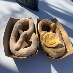 Butter & Salt Knot and cinnamon sugar Sweet Knot Butter & Salt Knot and cinnamon sugar Sweet Knot