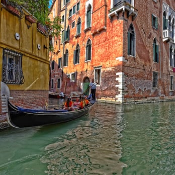 VenetoInside - A gondola in Venice - Tours Near Me - Venezia, VE