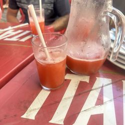 Os Ximenes - Morango suco
