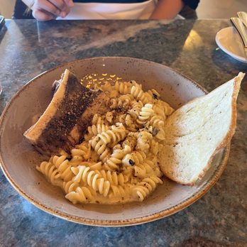 Magic Key Terrace - Magic Key Holder Dining - Bone marrow truffle Mac n cheese - Wine Bars Near Me - Anaheim, California Magic Key Terrace - Magic Key Holder Dining - Bone marrow truffle Mac n cheese - Wine Bars Near Me - Anaheim, California
