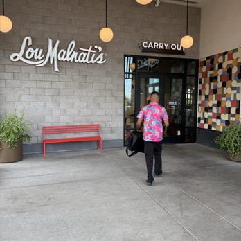 Lou Malnati's Pizzeria - Entrance - Pizza Near Me - Surprise, Arizona