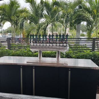 American Icon Brewery - Cool outside setup - Breweries Near Me - Vero Beach, Florida