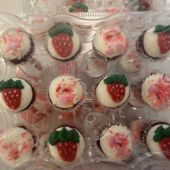 Hayley Cakes And Cookies - Bakeries Near Me - Austin, Texas