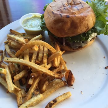 Fido - Local burger ($13 + $2.50 for bacon) - Coffee & Tea Near Me - Nashville, Tennessee