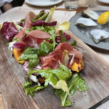 Gjelina - Roasted Pear , Burrata , Pecan , Prosciutto & Sheery Vinaigrette - New American Near Me - Venice, California