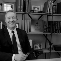Dr. Shaun Parson Plastic Surgery and Skin Center