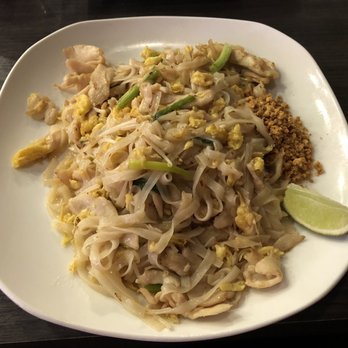 Thai Basil - Pad tai - Thai Near Me - Novi, Michigan