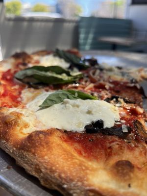 Corner Pizza by null