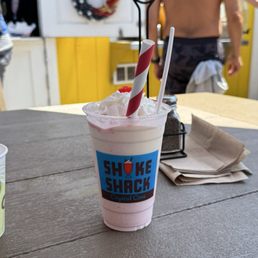 strawberry shake