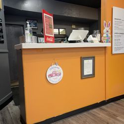 Sugar's Place - Counter