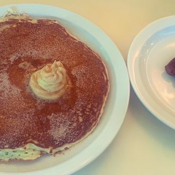 Percy Diner & Bar - Ricotta Pancakes, Duck Sausage - New American Near Me - Philadelphia, Pennsylvania