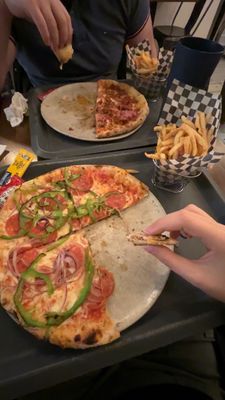 Pizzeria Bros (Old Montreal) by null