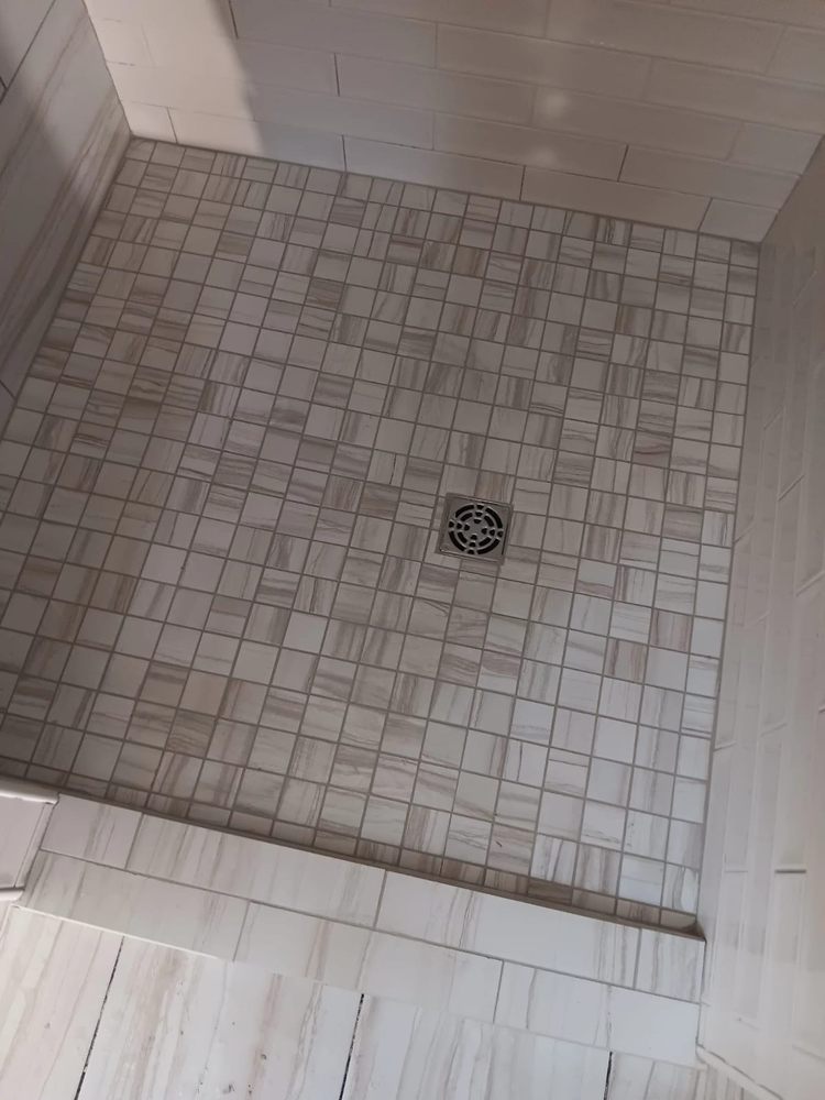 Slide of Silva’s Superior Flooring