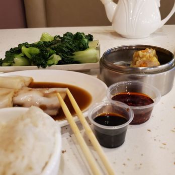 Yum Cha - White rice, baby bok Choi, shrimp rice noodle, shrimp & pork shumai and some tea. - Dim Sum Near Me - Las Vegas, Nevada