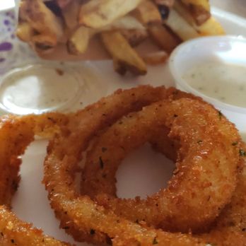 Burger Lounge - 1/2 and 1/2 fries and onion rings? - Burgers Near Me - Campbell, California Burger Lounge - 1/2 and 1/2 fries and onion rings? - Burgers Near Me - Campbell, California