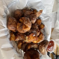 The Salty Moose - Smashed Spuds !!!!! To Die For !!!