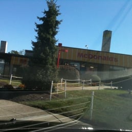 a view of a mcdonald's restaurant from a car window