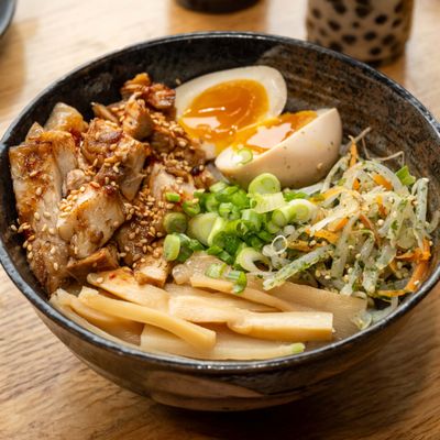 Yasubee Authentic Ramen by null
