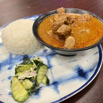 Urban Burma - Beef Curry - Burmese Near Me - Aurora, Colorado