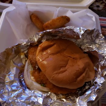 Texas Wings and Grill - Chicken sandwich - Chicken Wings Near Me - Austin, Texas