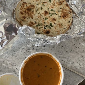 Naan N’ Curry - Chicken Tikka Masala and Garlic Naan - Pakistani Near Me - Duluth, Georgia