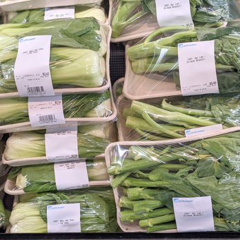 Nijiya Market - fresh vegetables all neatly wrapped. - Japanese Near Me - San Jose, California